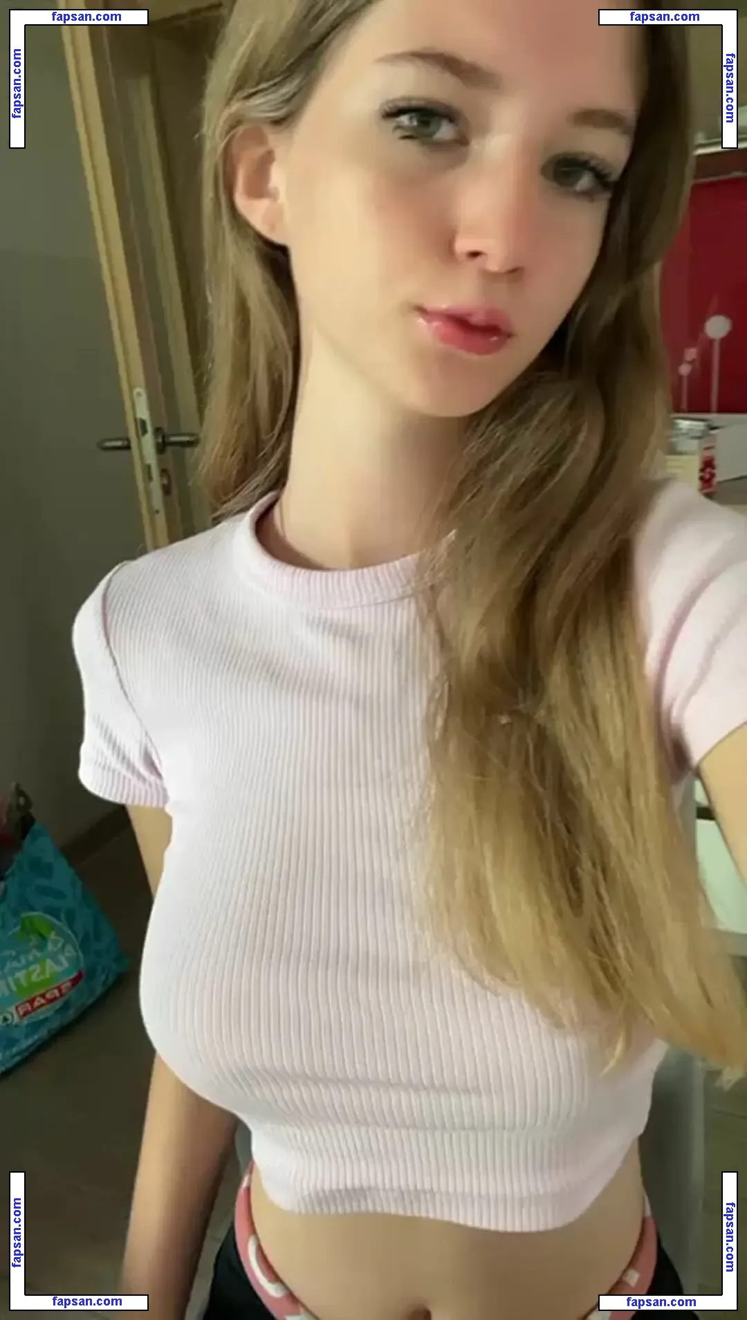stasybabygirl nude photo #0004 from OnlyFans
