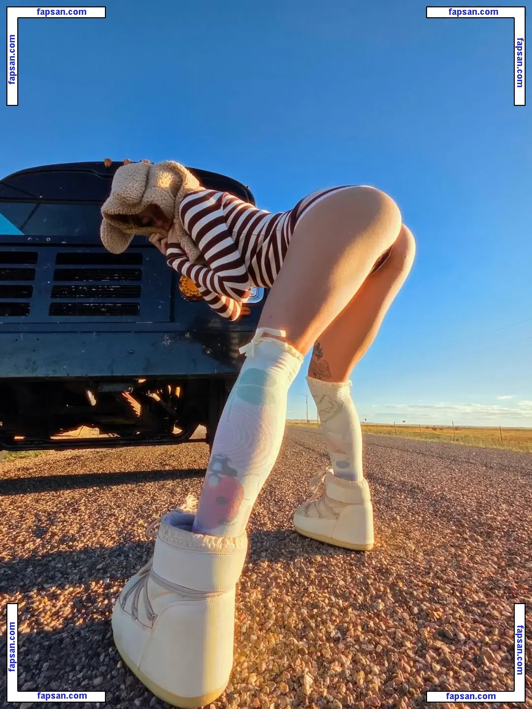 SteezyTour nude photo #0001 from OnlyFans