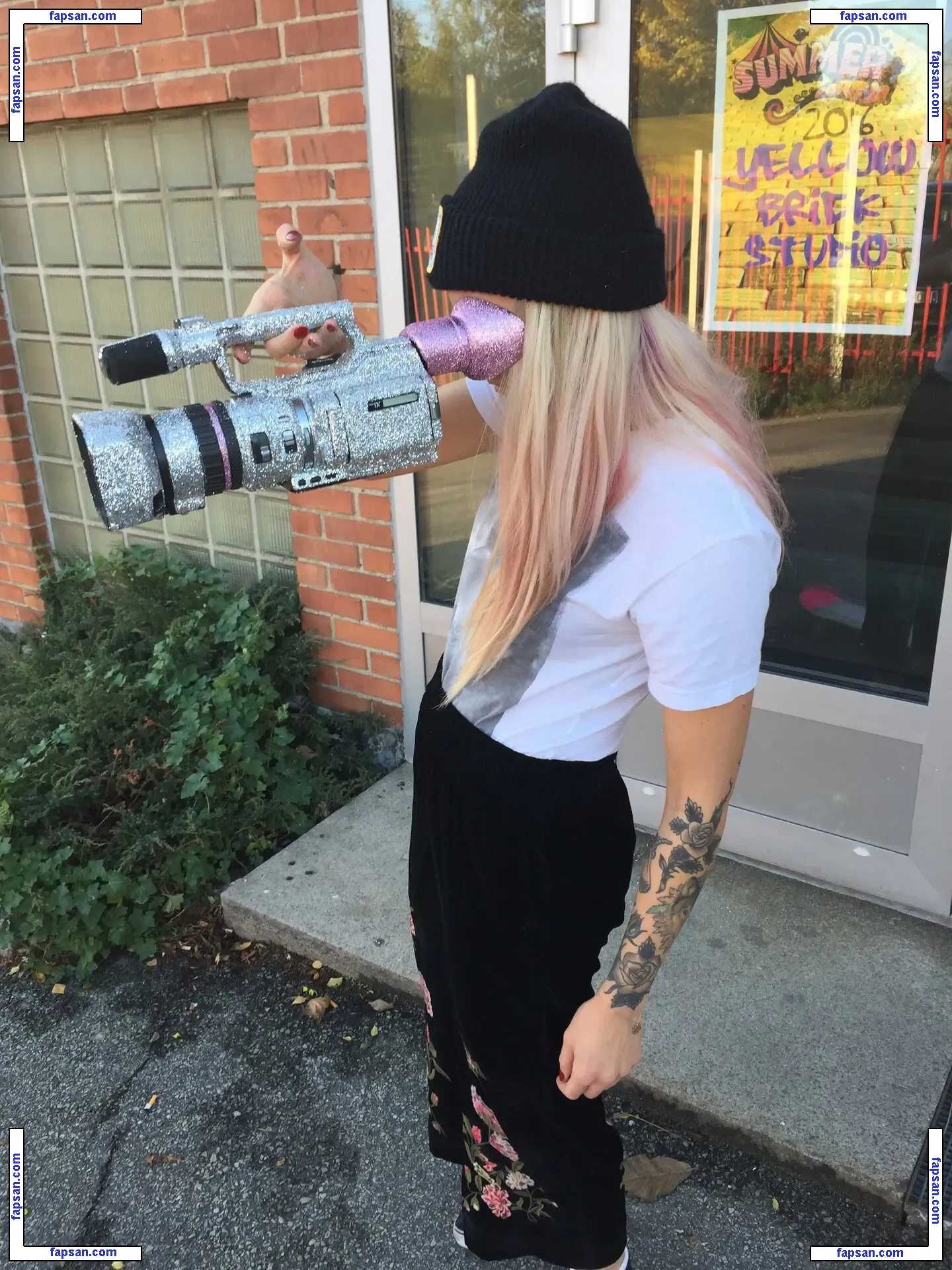 Stefani Nurding nude photo #0003 from OnlyFans