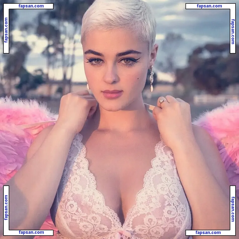 Stefania Ferraro голая фото #0002 с Онлифанс