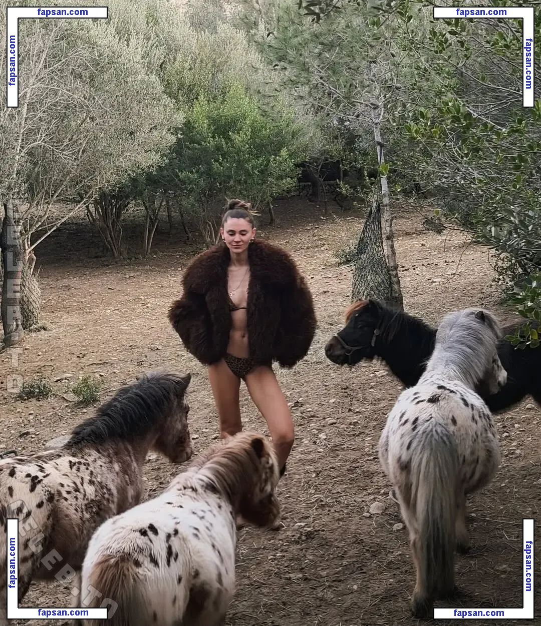 Stefanie Giesinger nude photo #0440 from OnlyFans