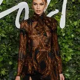 Stella Maxwell голая #2215