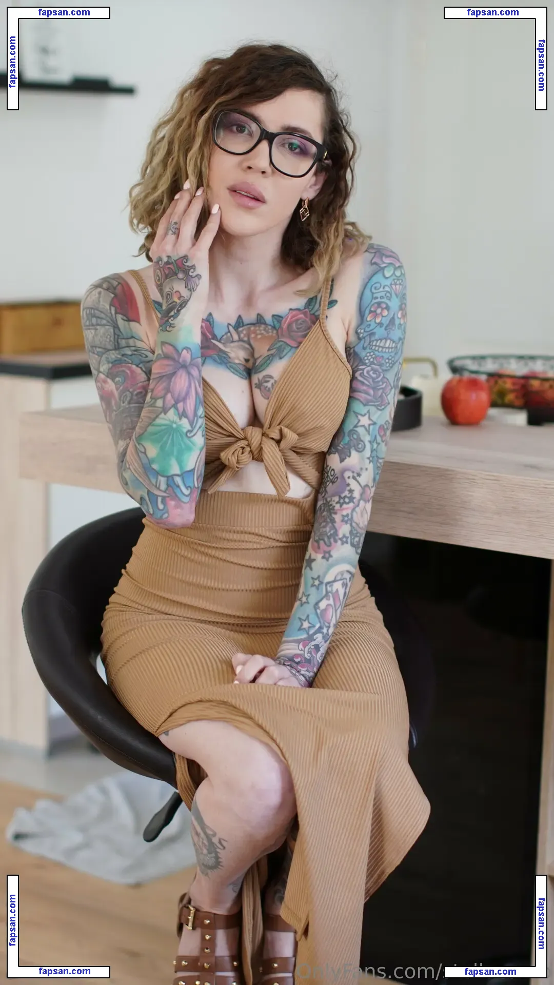 stellacardo nude photo #0174 from OnlyFans
