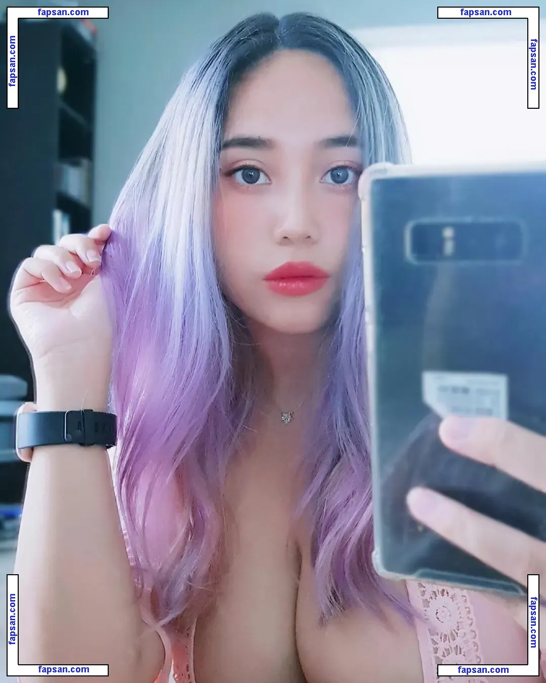 stellievtuber голая фото #0010 с Онлифанс