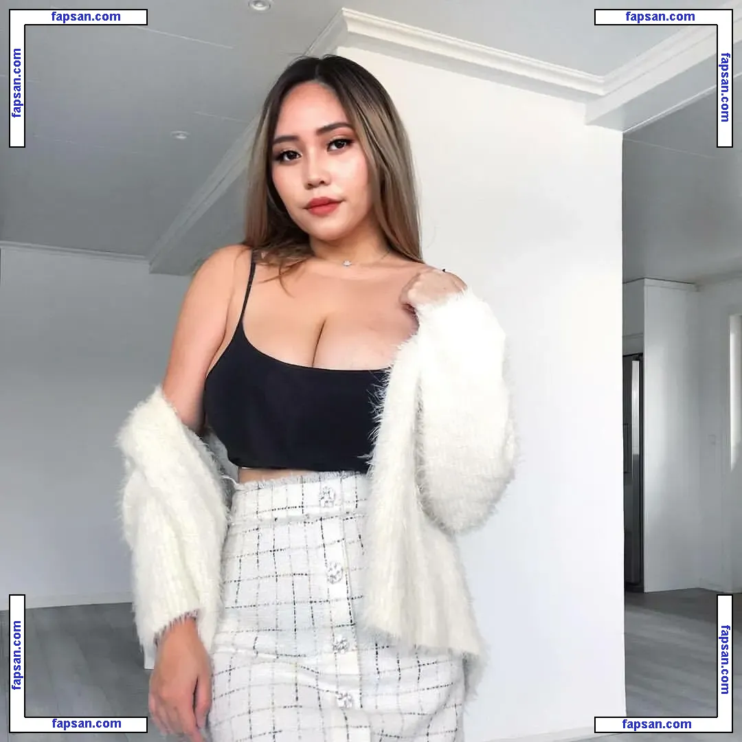 stellievtuber голая фото #0017 с Онлифанс