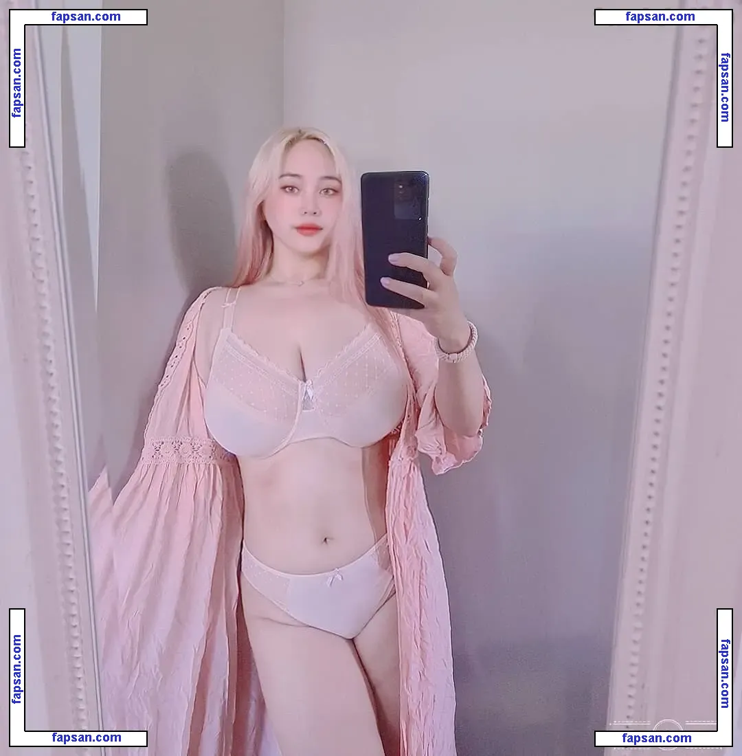 stellievtuber голая фото #0021 с Онлифанс