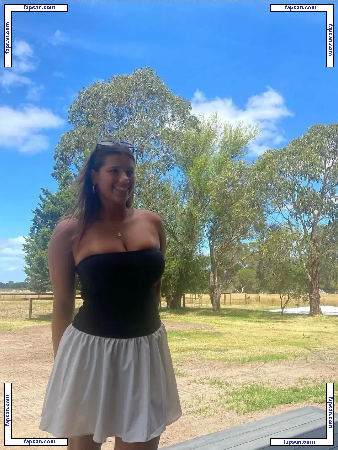 Steph Warmuz nude photo #0001 from OnlyFans
