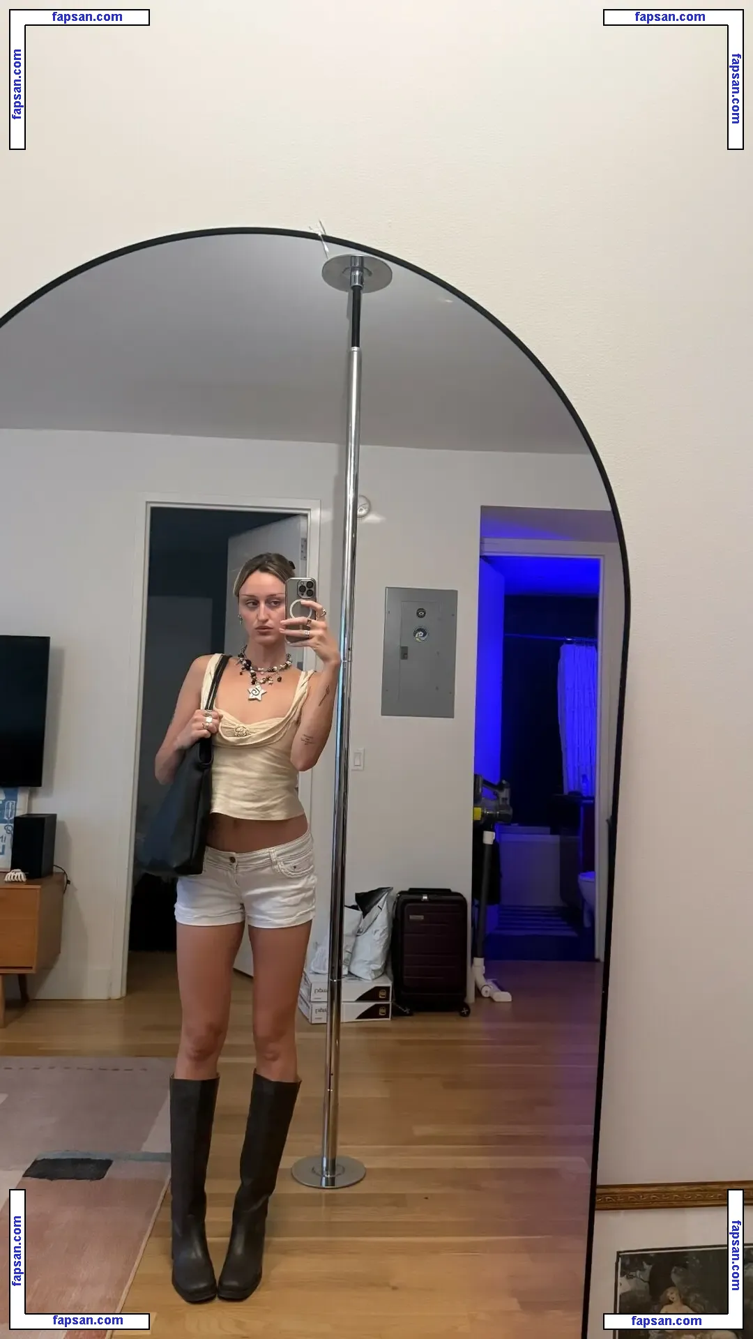 Stephanie D'Agostini nude photo #0003 from OnlyFans