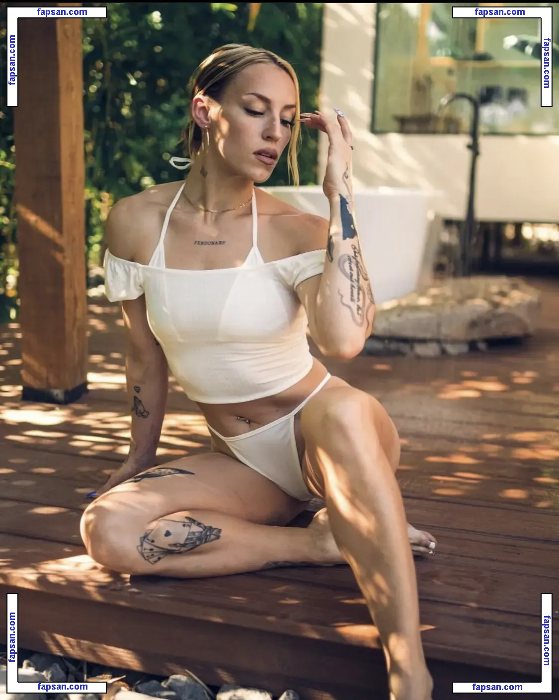Stephanie Delman nude photo #0003 from OnlyFans