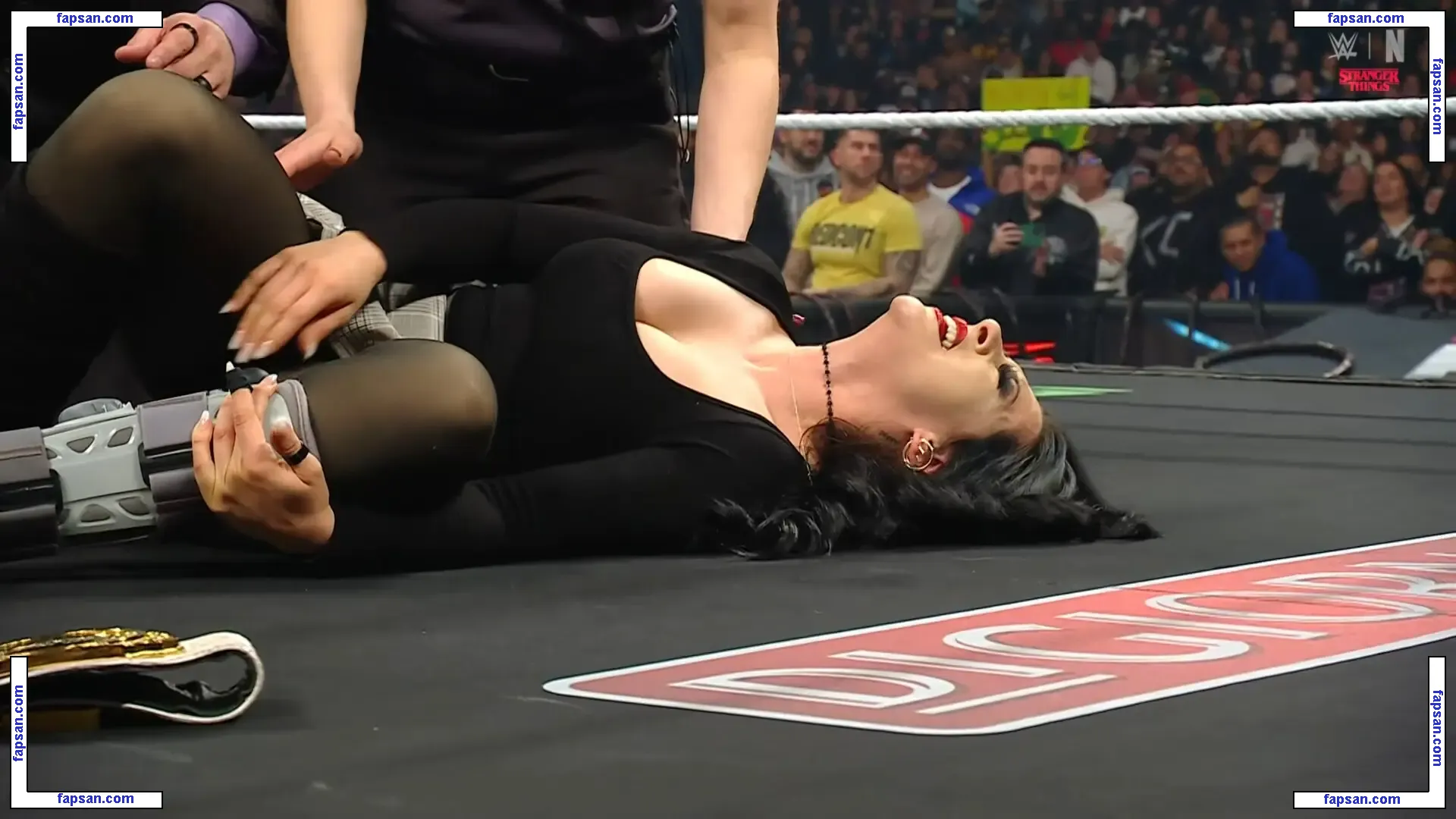 Stephanie Vaquer голая фото #0002 с Онлифанс