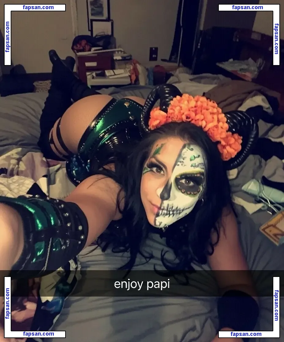 Stephanie Vaquer голая фото #0033 с Онлифанс