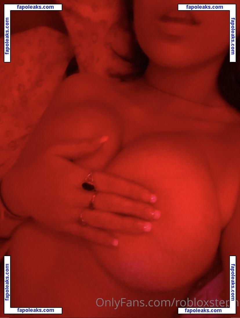 Stephslone / robloxsteph nude photo #0030 from OnlyFans