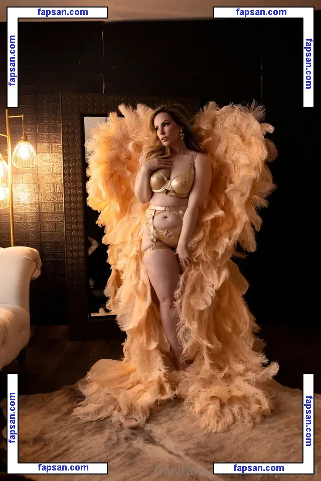 Stephy Miss Curvy голая фото #0050 с Онлифанс