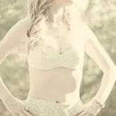 Stevie Wynne Levine nude #0020