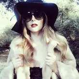 Stevie Wynne Levine nude #0029