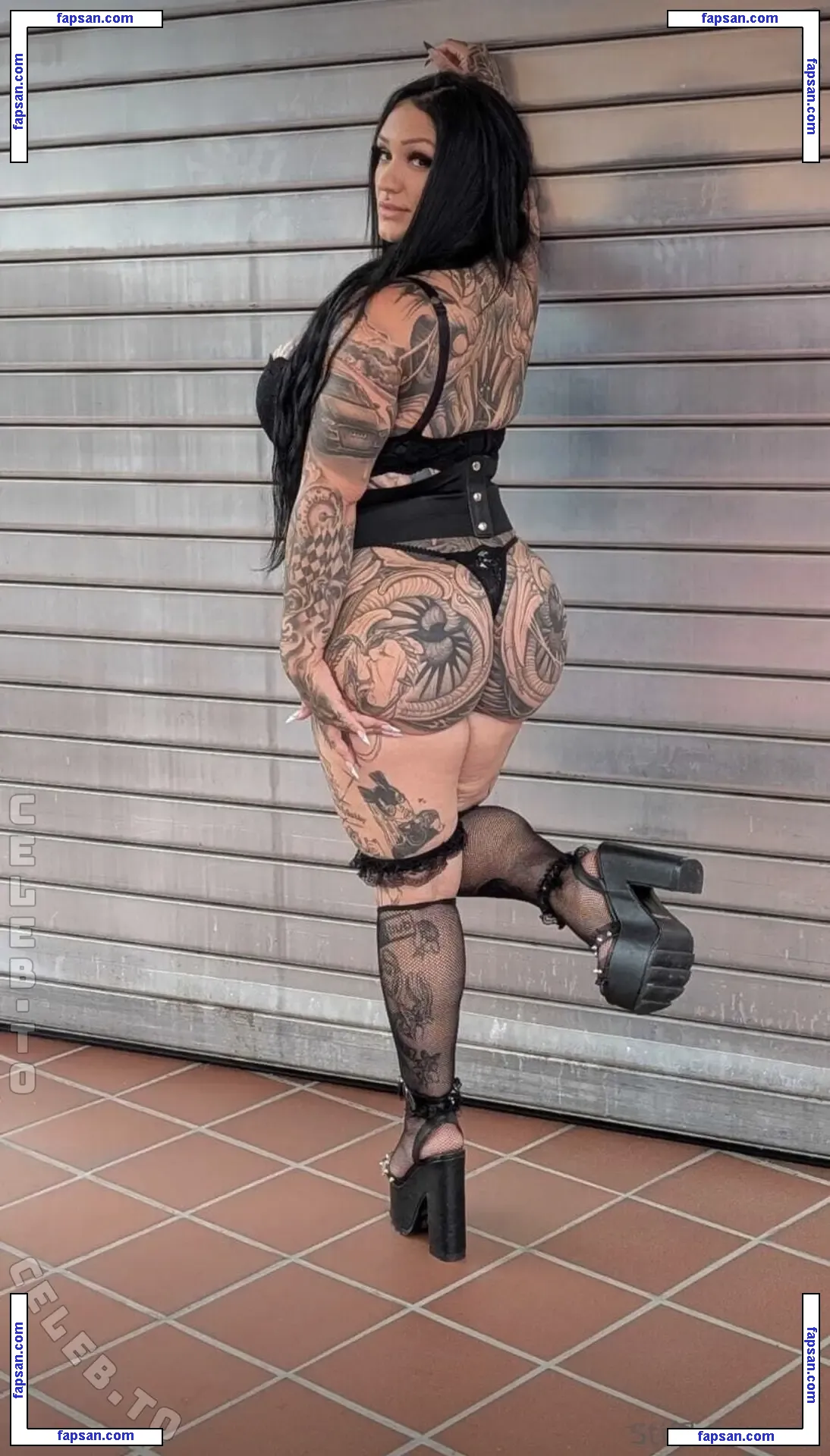 Stifflersmom nude photo #0033 from OnlyFans