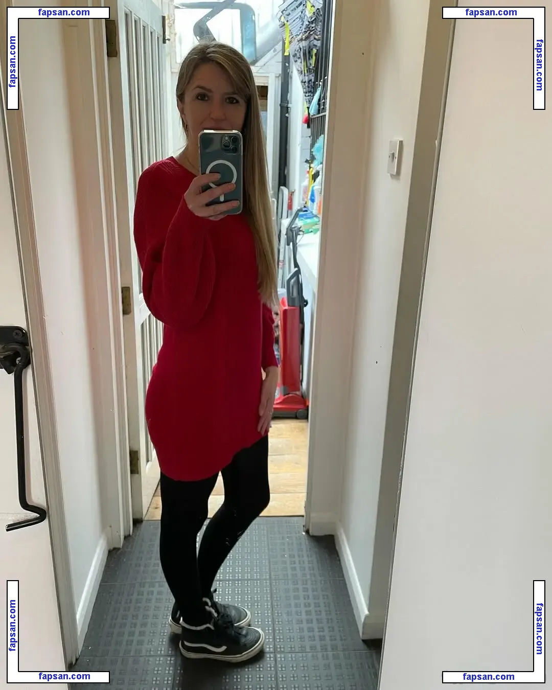 stillpayingformydivorce голая фото #0022 с Онлифанс