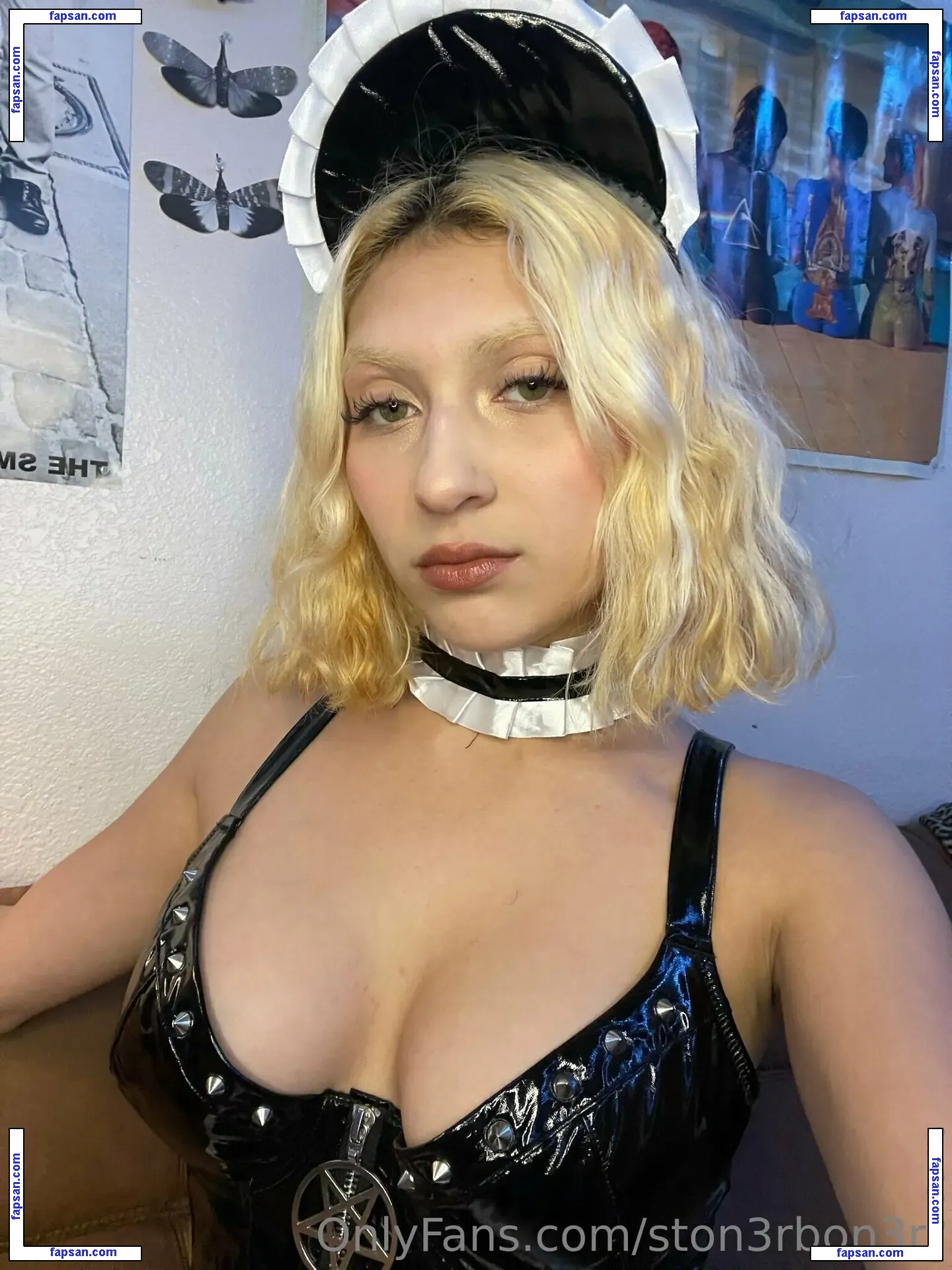 ston3rbon3rr nude photo #0002 from OnlyFans