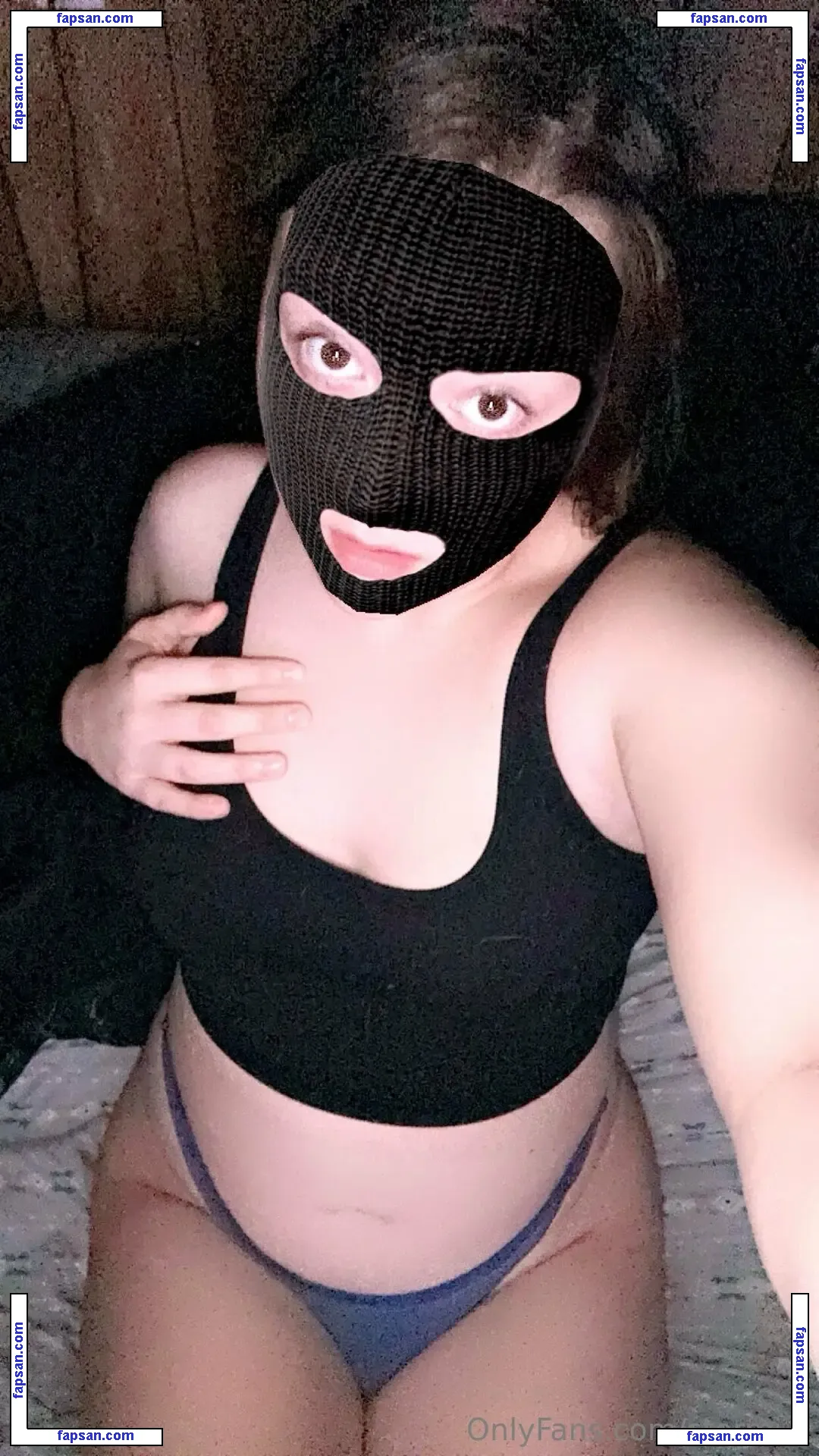 stormi.7 nude photo #0008 from OnlyFans
