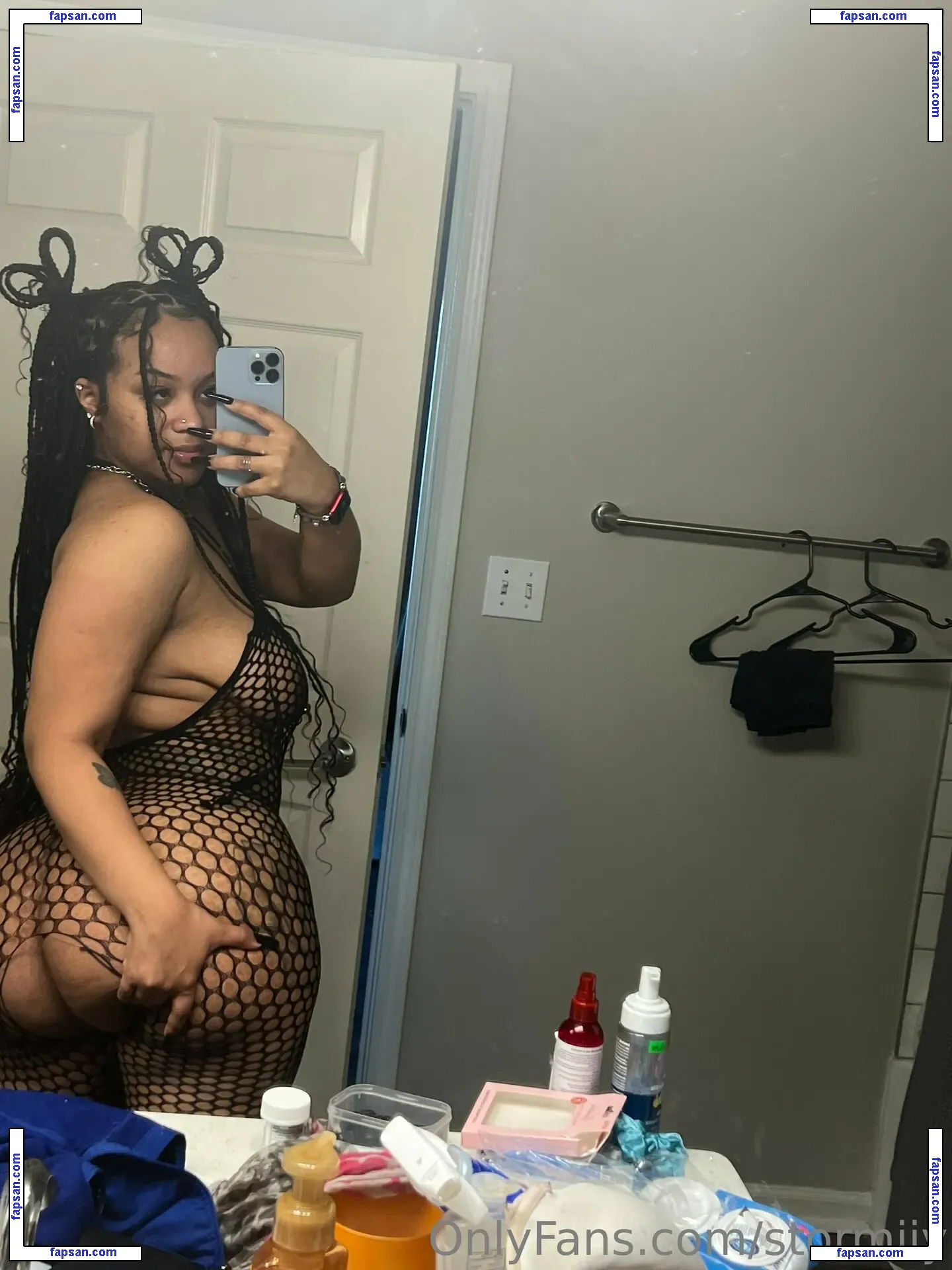 Stormiiy / Stormiiy01 nude photo #0017 from OnlyFans