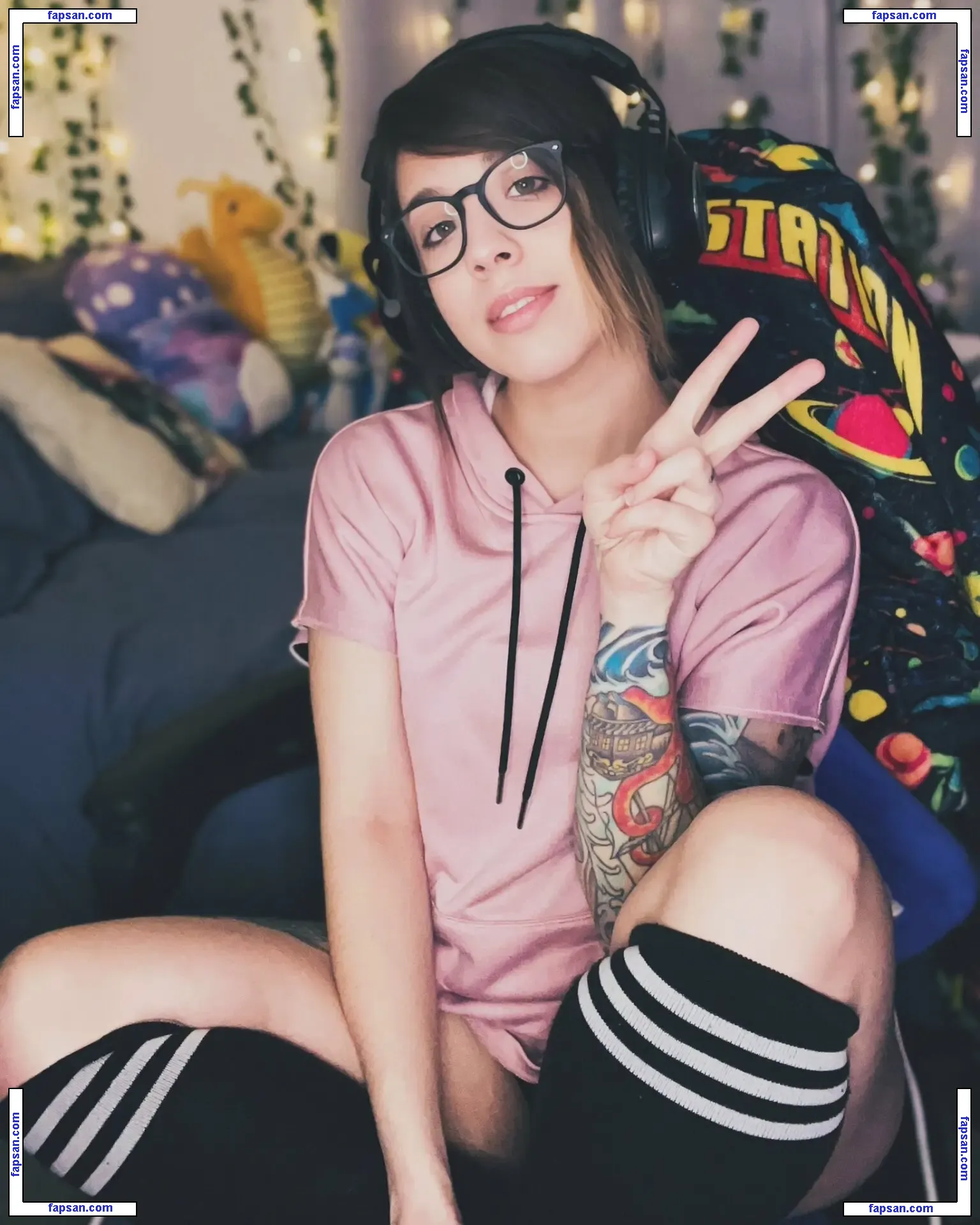 Strangexfire голая фото #0009 с Онлифанс