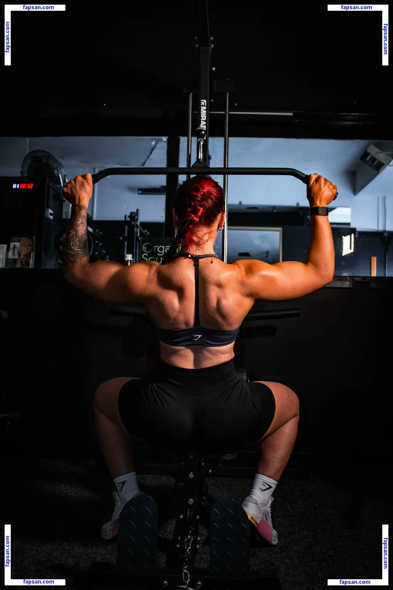 Strong AND Curvy Women nude photo #0010 from OnlyFans