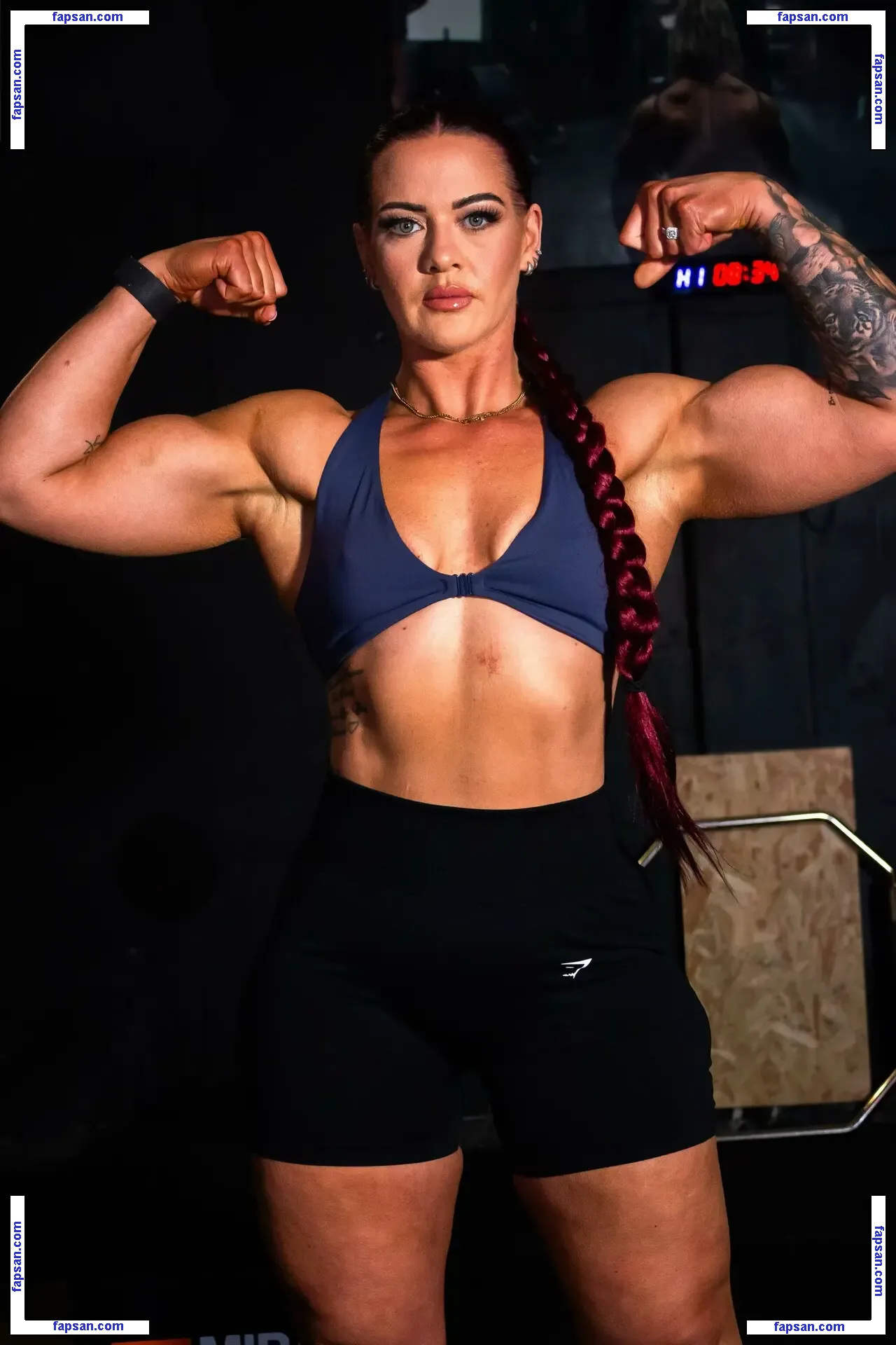 Strong AND Curvy Women nude photo #0017 from OnlyFans