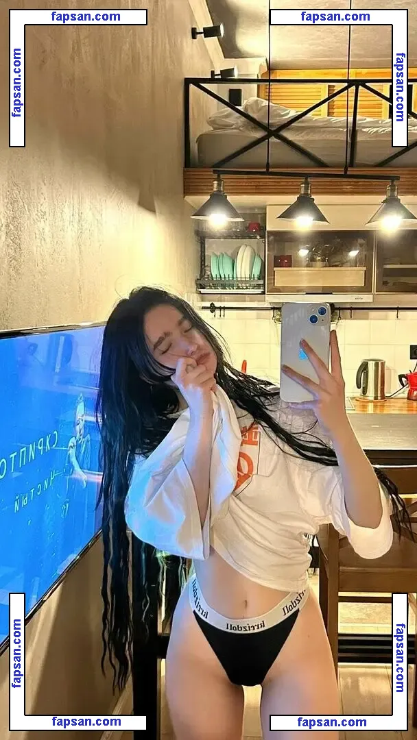 stttive голая фото #0010 с Онлифанс