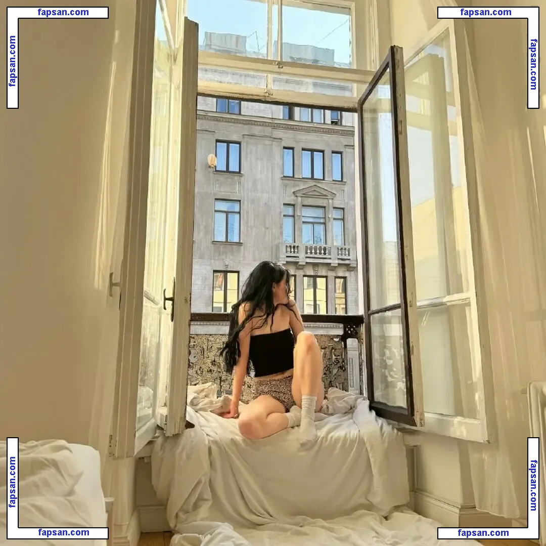 stttive голая фото #0011 с Онлифанс