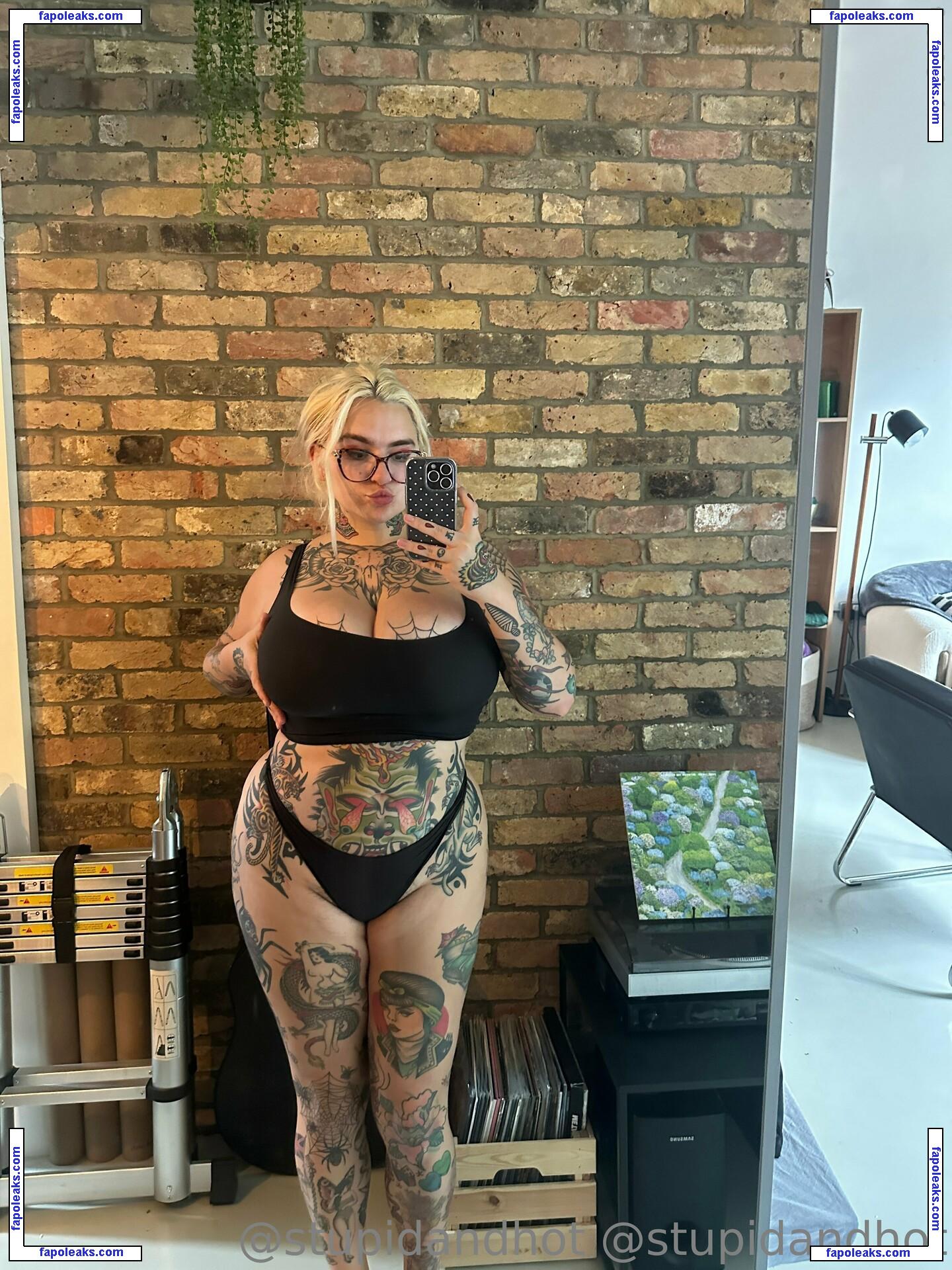 stupiderandhotter / krispypinaham nude photo #0017 from OnlyFans