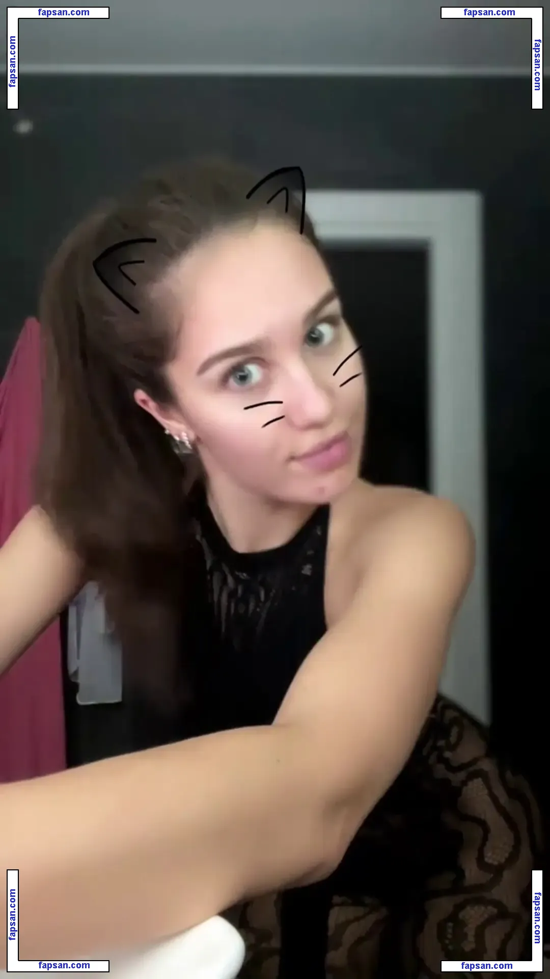 Stuyha голая фото #0003 с Онлифанс