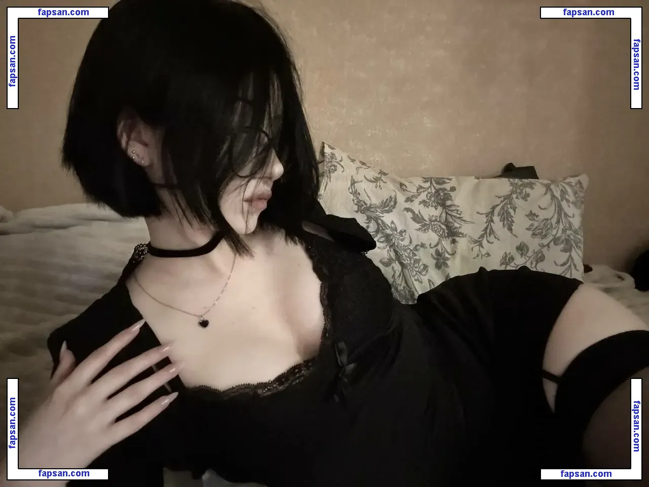 su_ga_r_ik nude photo #0036 from OnlyFans