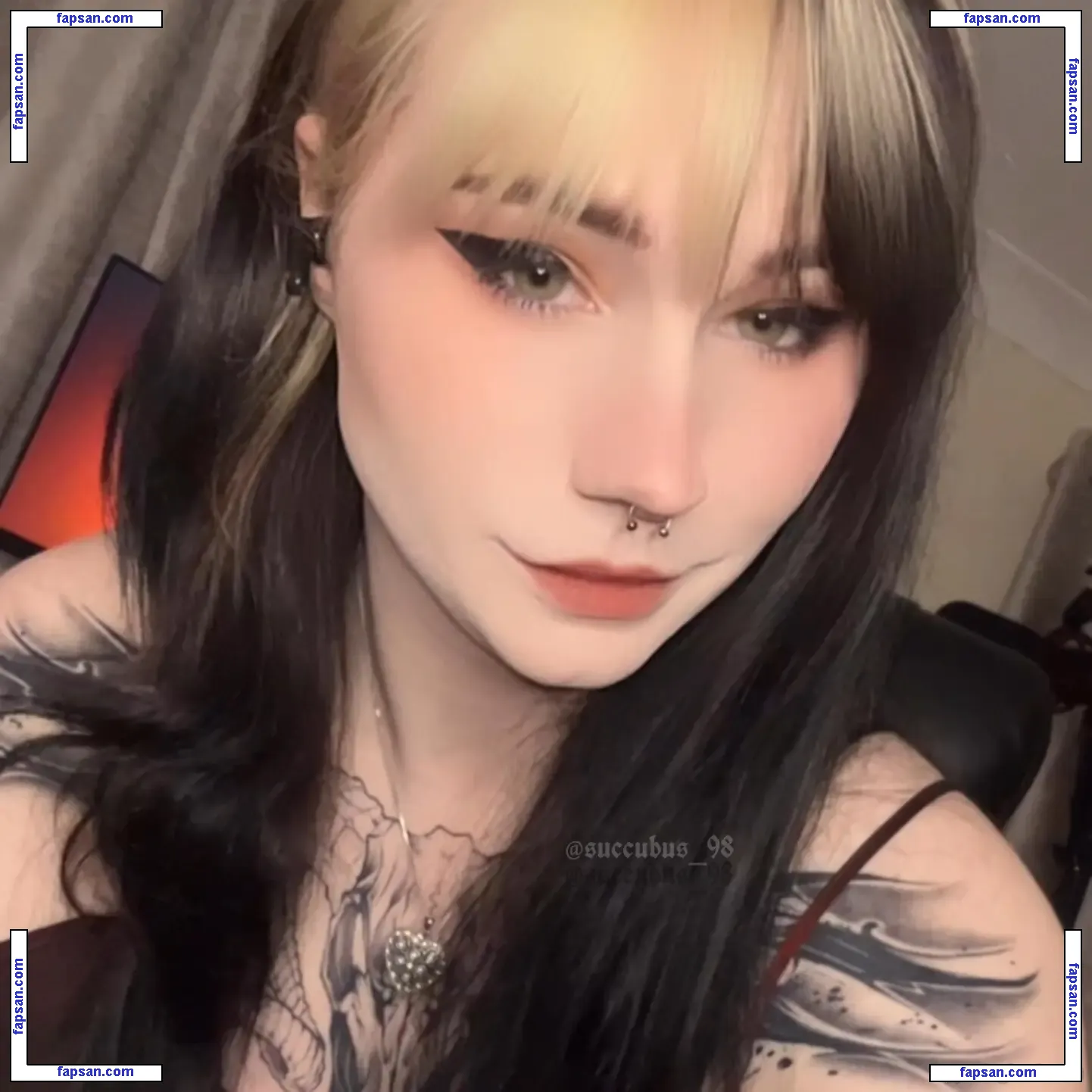 Succubus98 nude photo #0005 from OnlyFans