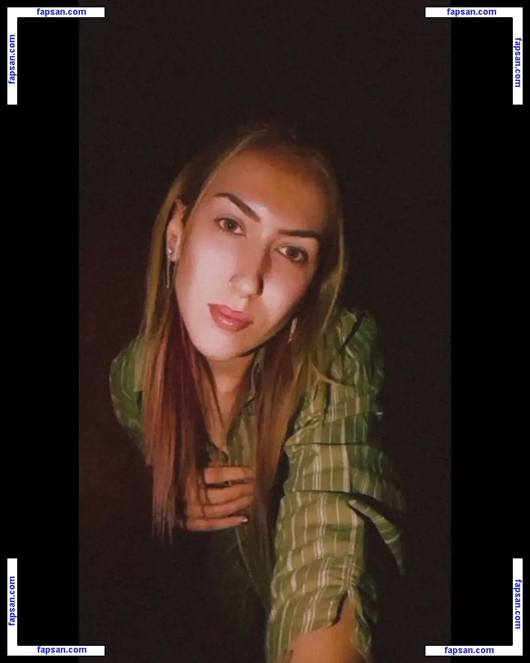 Suela Pahija голая фото #0024 с Онлифанс