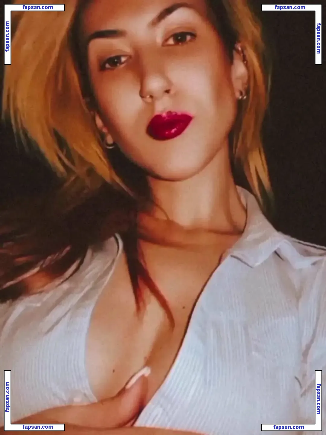 Suela Pahija голая фото #0027 с Онлифанс