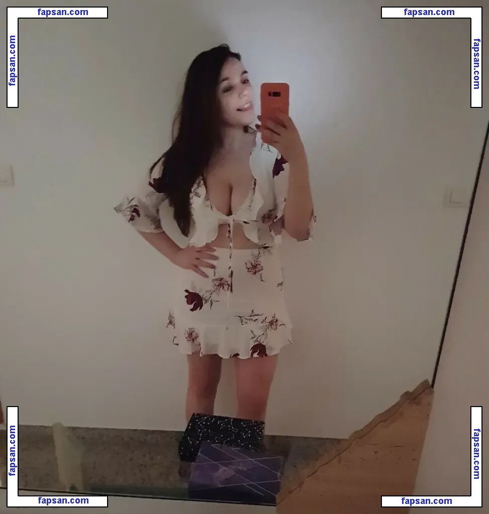 Sugussusana nude photo #0004 from OnlyFans