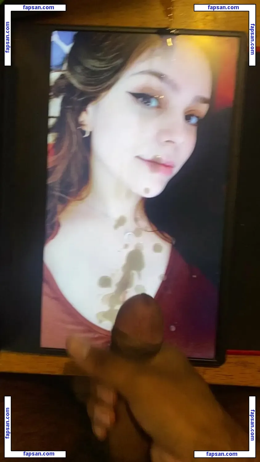 Sugussusana nude photo #0009 from OnlyFans