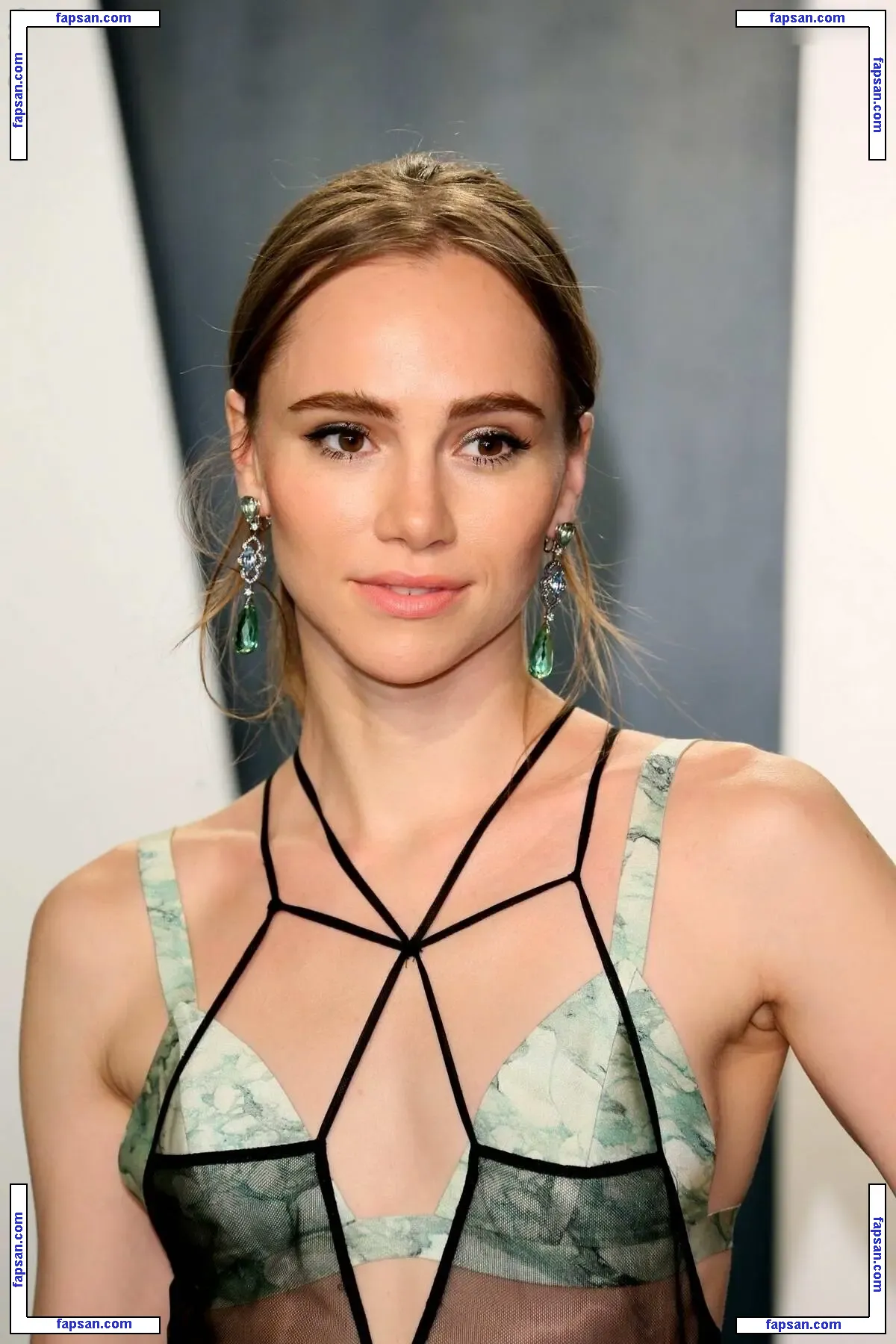 Suki Waterhouse голая фото #0970 с Онлифанс