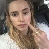 Suki Waterhouse голая #0021