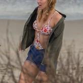 Suki Waterhouse nude #0468