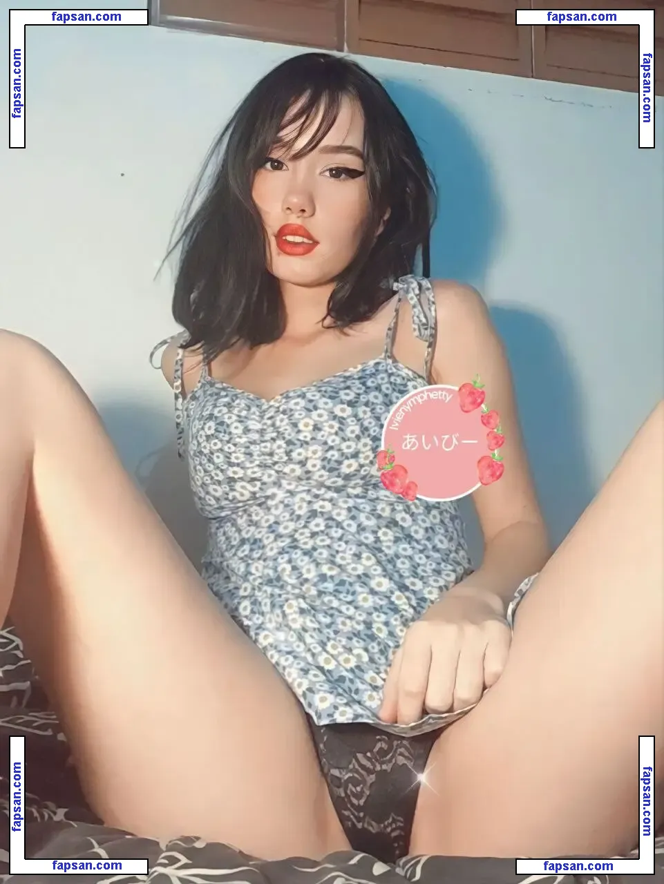 sukiwaifusw голая фото #0003 с Онлифанс