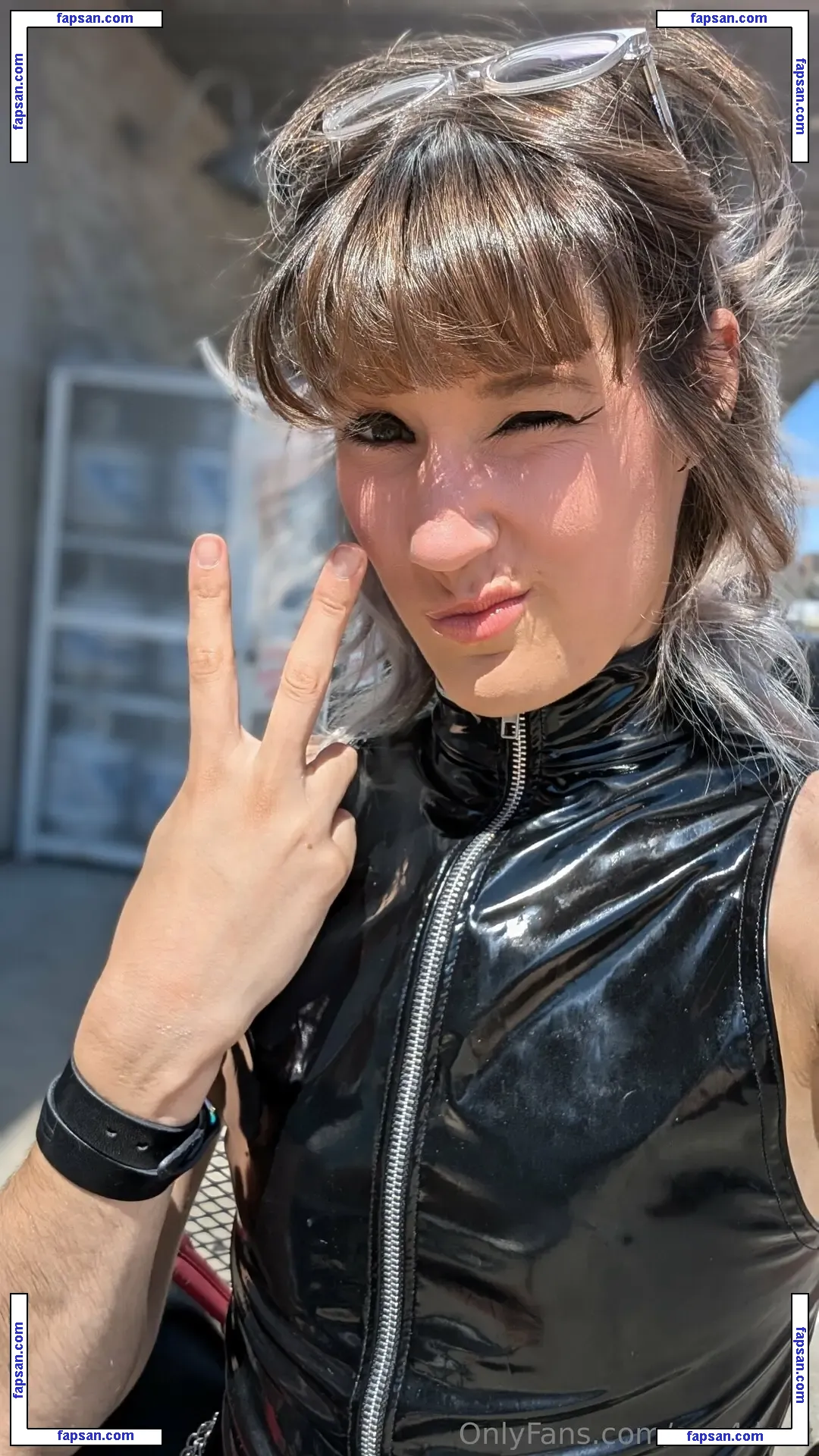 sun4daez nude photo #0012 from OnlyFans