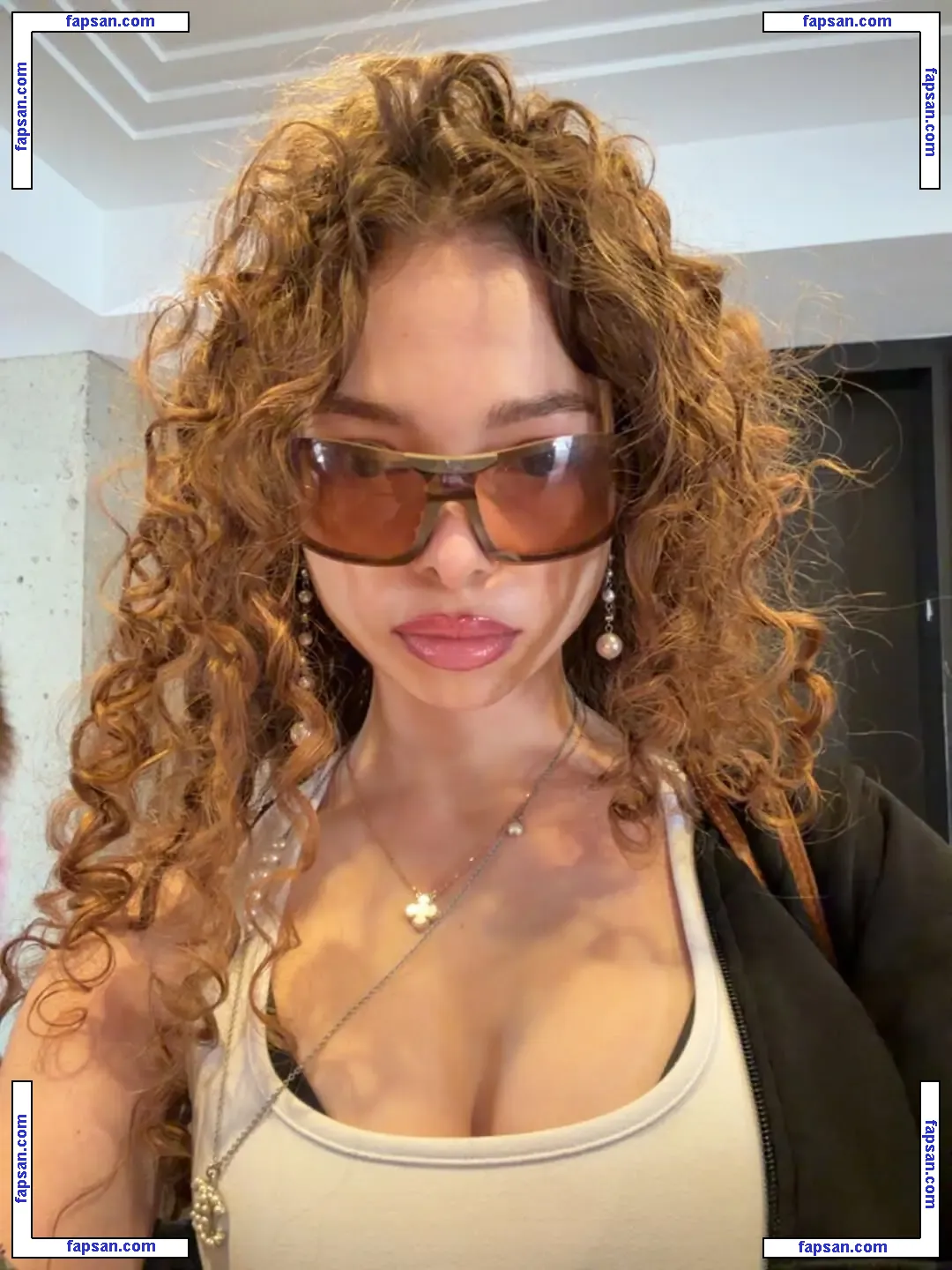 Sunday Kalo голая фото #0061 с Онлифанс