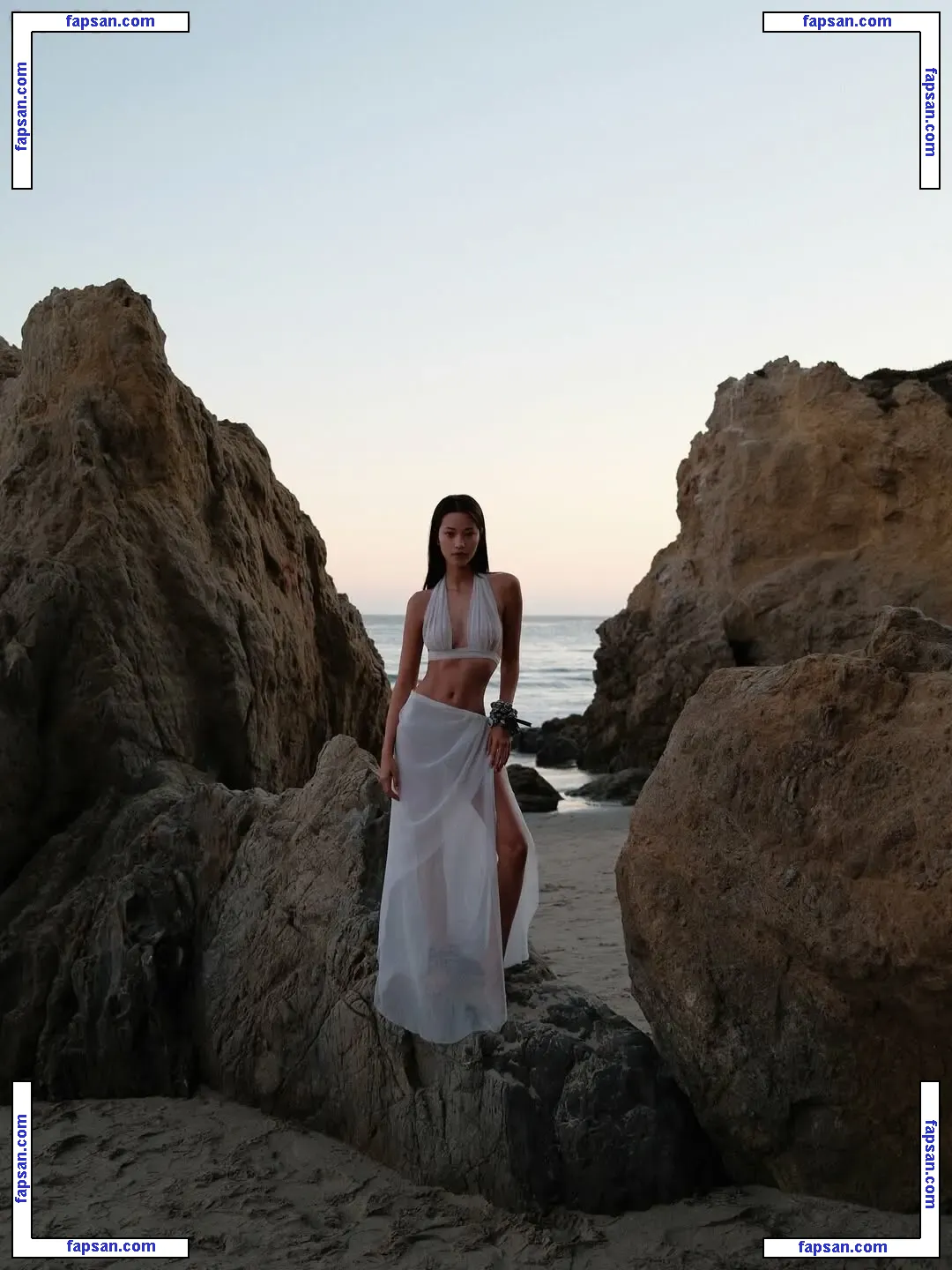 Sunjos asmr nude photo #0047 from OnlyFans