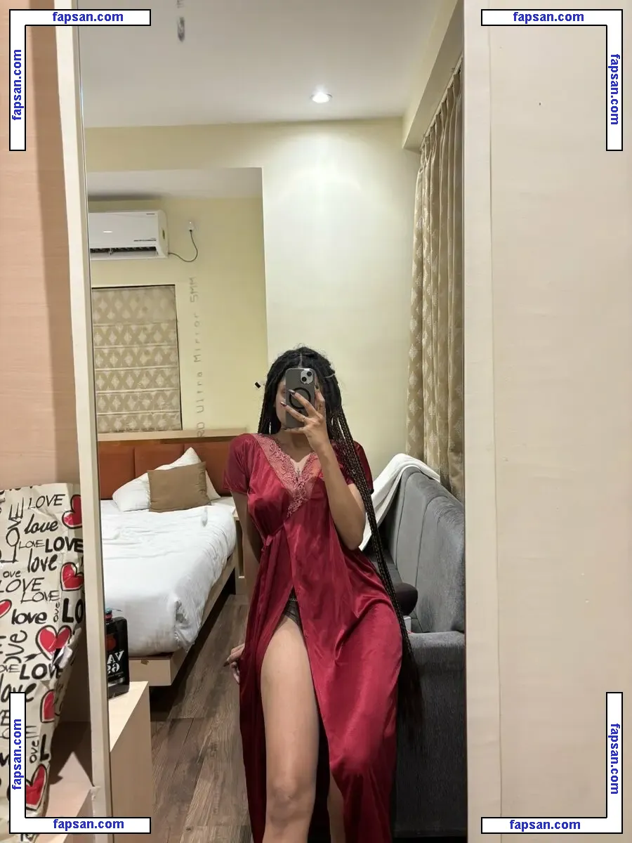 Sunny Dcruz nude photo #0004 from OnlyFans