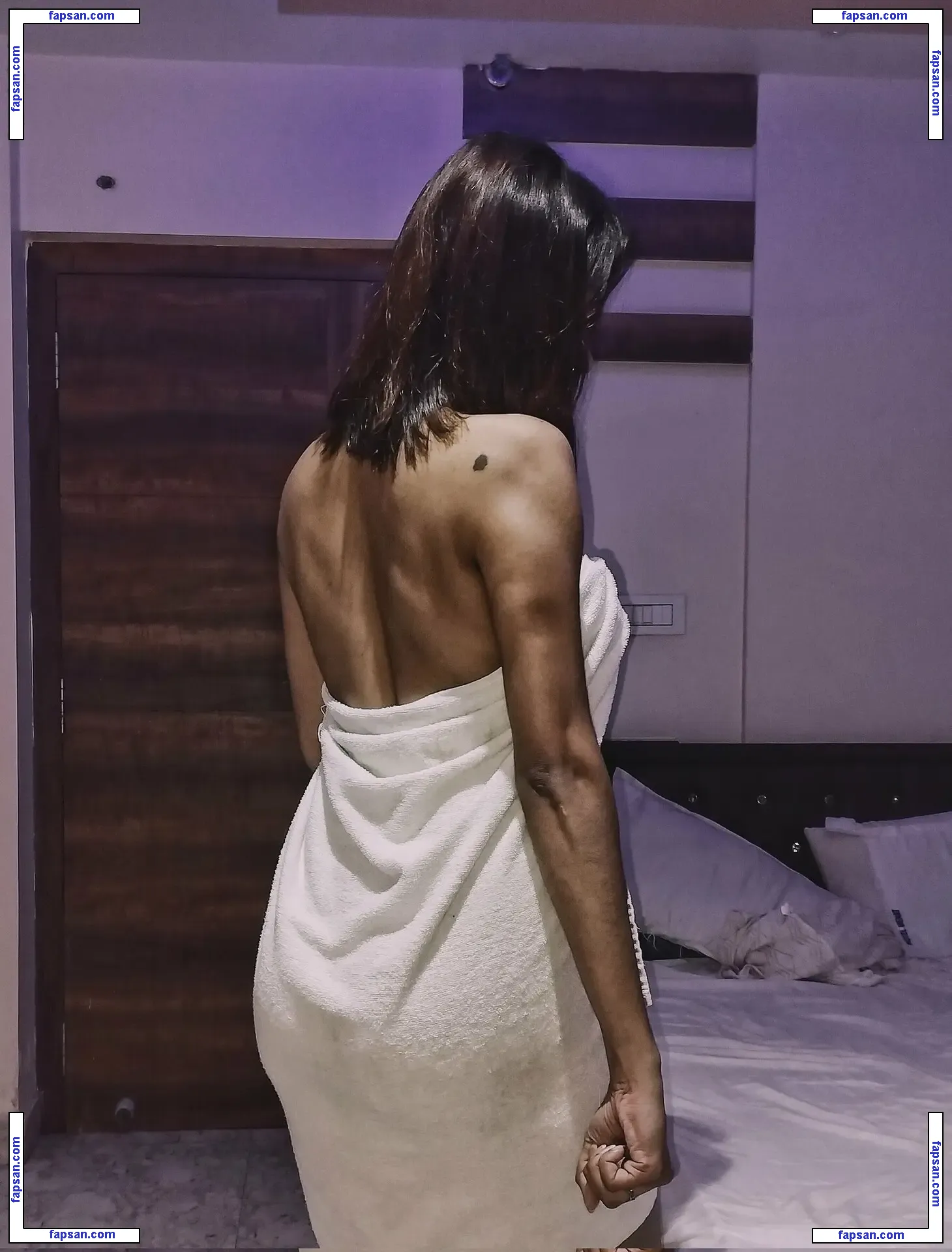 Sunny Dcruz nude photo #0006 from OnlyFans