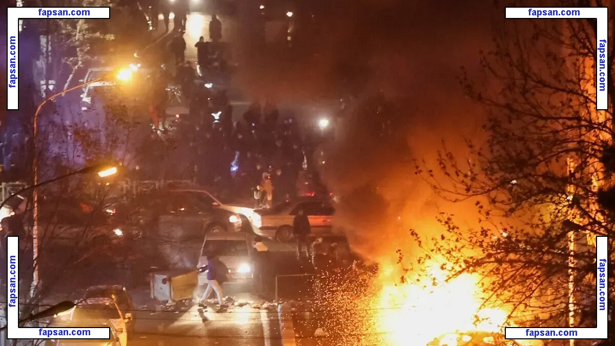 Sunshine_23_45 nude photo #0004 from OnlyFans