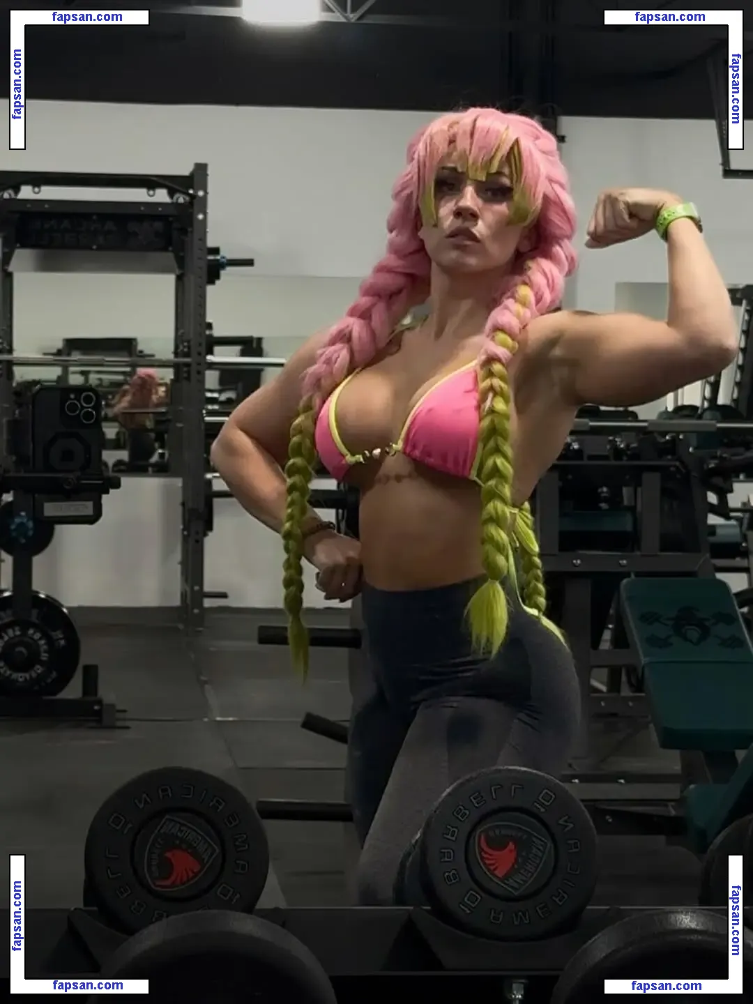 Super Saiyan Kale голая фото #0011 с Онлифанс