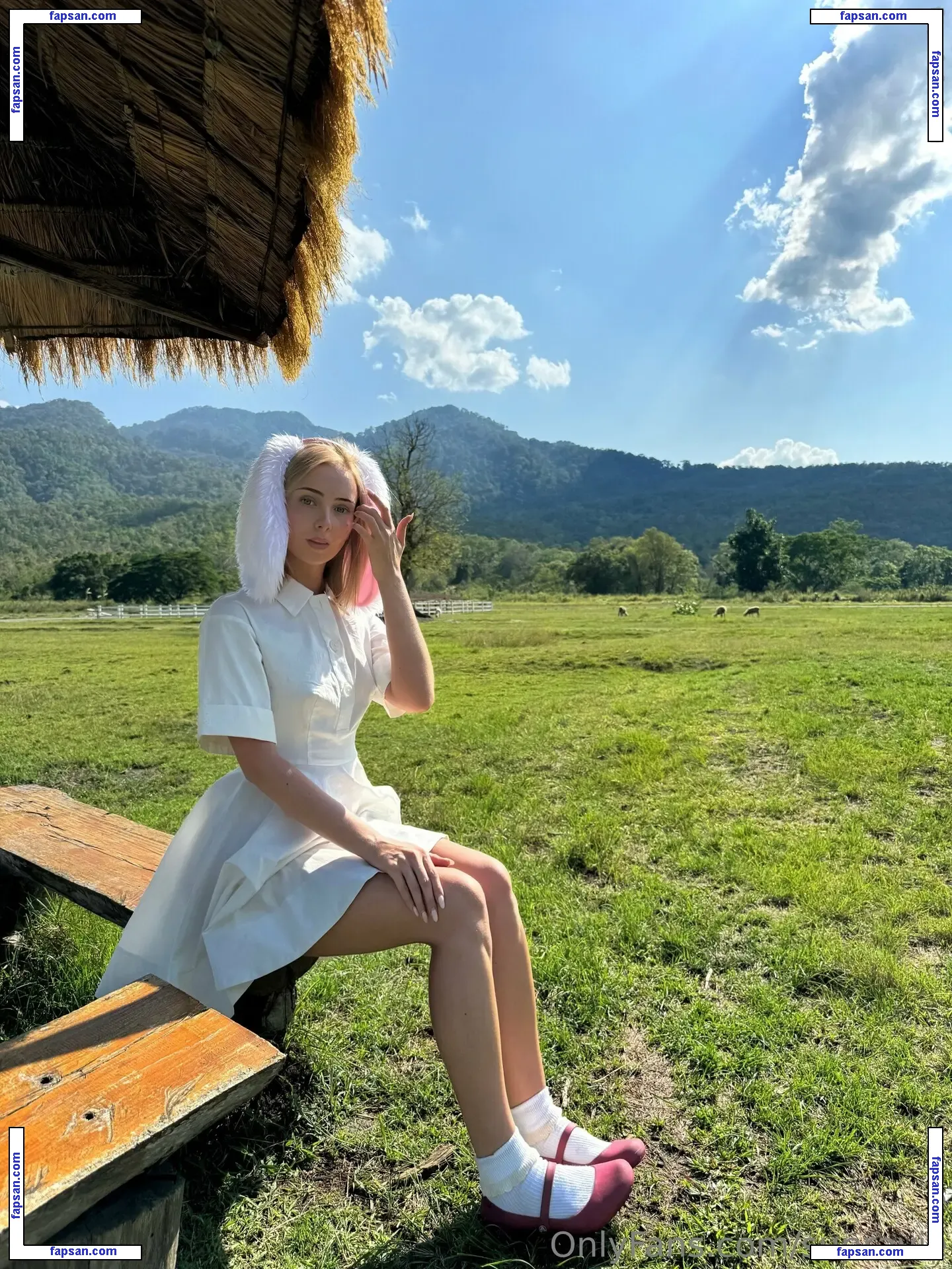 supravie nude photo #0001 from OnlyFans