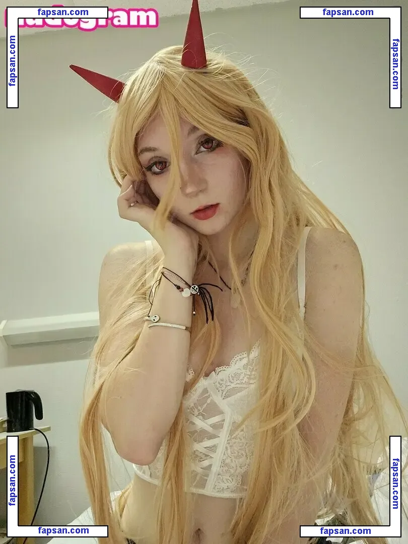 Suzuacosplays nude photo #0018 from OnlyFans